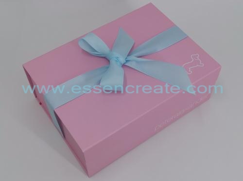 складная розовая подарочная коробка